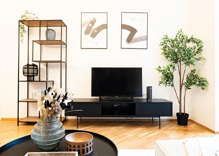 Apartament Rentero Cozy Industrial 8min Dancing House Apartment, *
