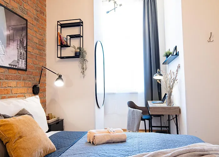 Rentero Cozy Industrial 8min Dancing House Apartment, * Praga